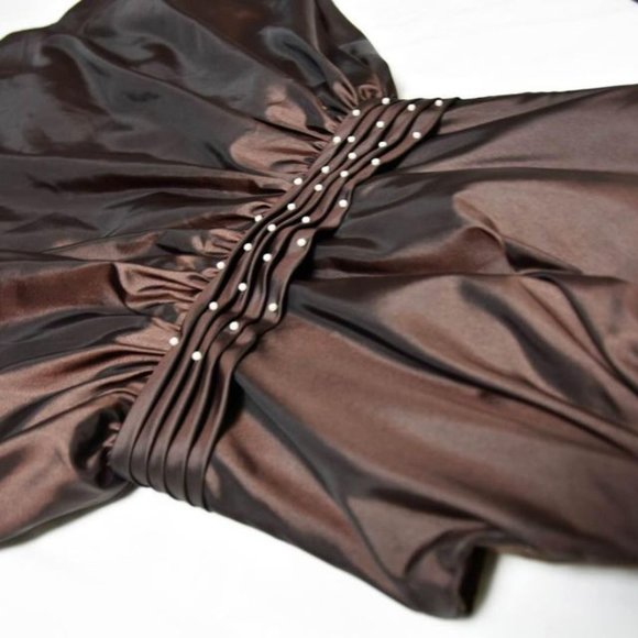 Grad/Prom Dress - Picture 3 of 3